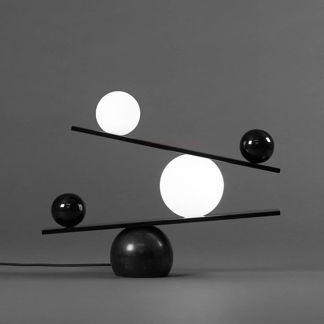 Настольная лампа BALANCE BLACK