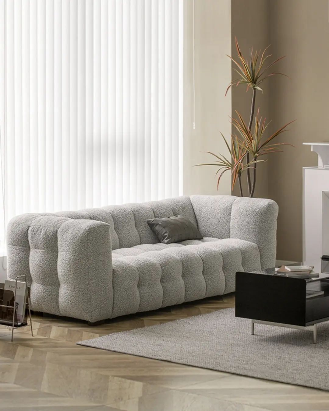 Диван-софа Eichholtz Breva